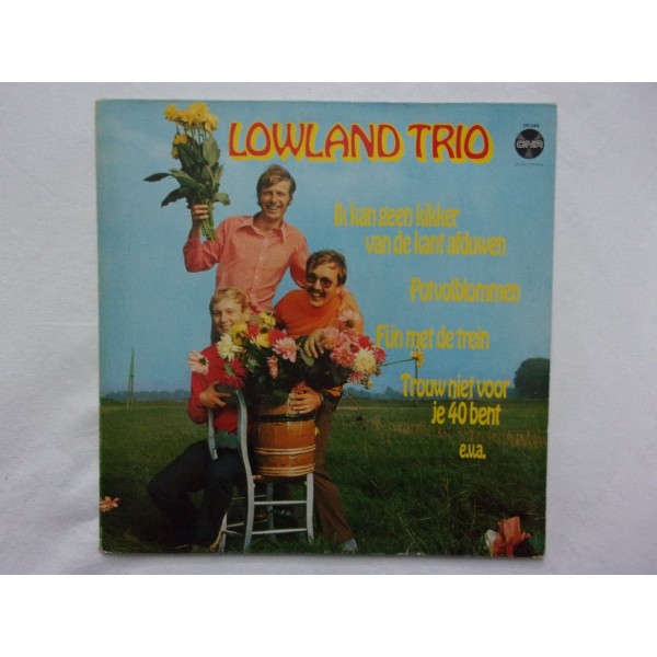 Lowland Trio - Ik kan geen kikker van de kant afduwen
