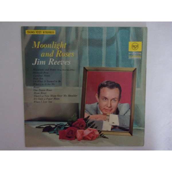 Jim Reeves - Moonlight and roses