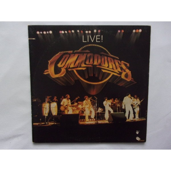Commodores - Live