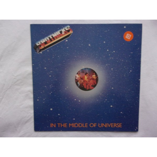 Spotnicks - In the middle of universe