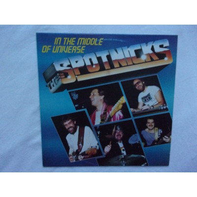 Spotnicks - In the middle of universe