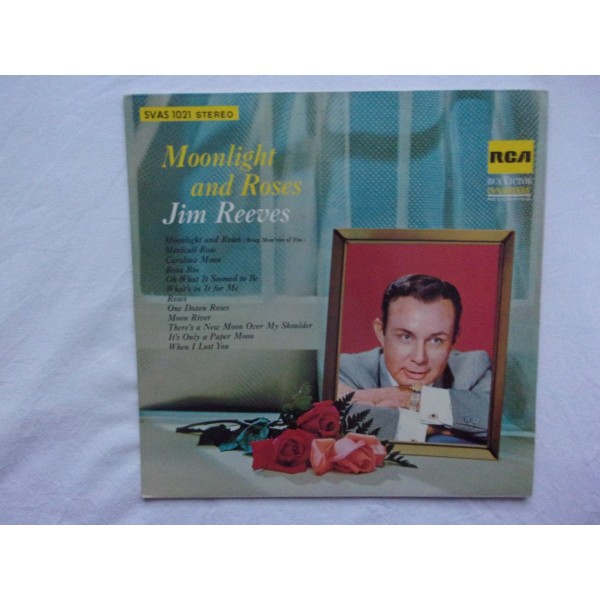 Jim Reeves - Moonlight and roses