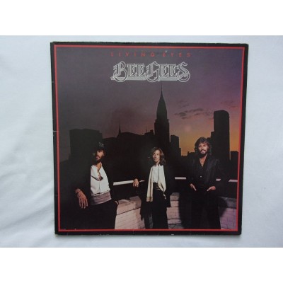 Bee Gees - Living eyes